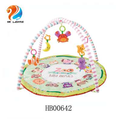 Hot sale funny cartoon animal zoo soft round baby gym play mat newborn crawling mat with rattle toys